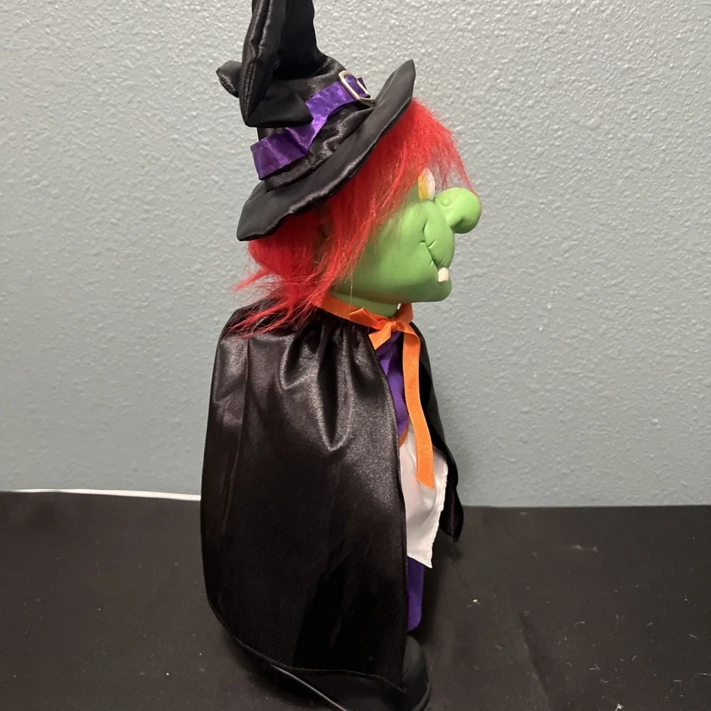 Vtg Halloween Vigor 1997 Animated Witch Monster Doll Music Walking Laughing 16X8